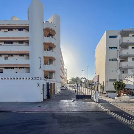 Lightbooking Tenesor * Playa del Ingles (Gran Canaria)